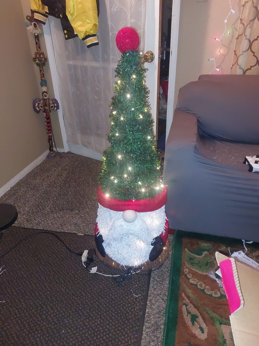 Gnome Topiary (Christmas Decorations) 40 In Tall