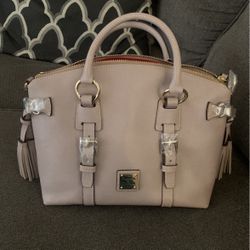 Dooney & Bourke