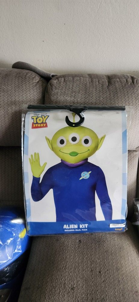 Disney /Pixar ALIEN kit