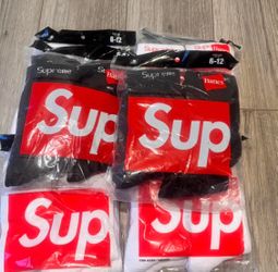 Supreme socks