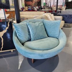 NEW LOVESEAT MINT COLOR VELVET