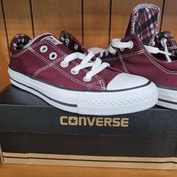Converse - Chuck Taylor - Madison - Plaid - Ox Burgundy - Low Top - Size US 6 New