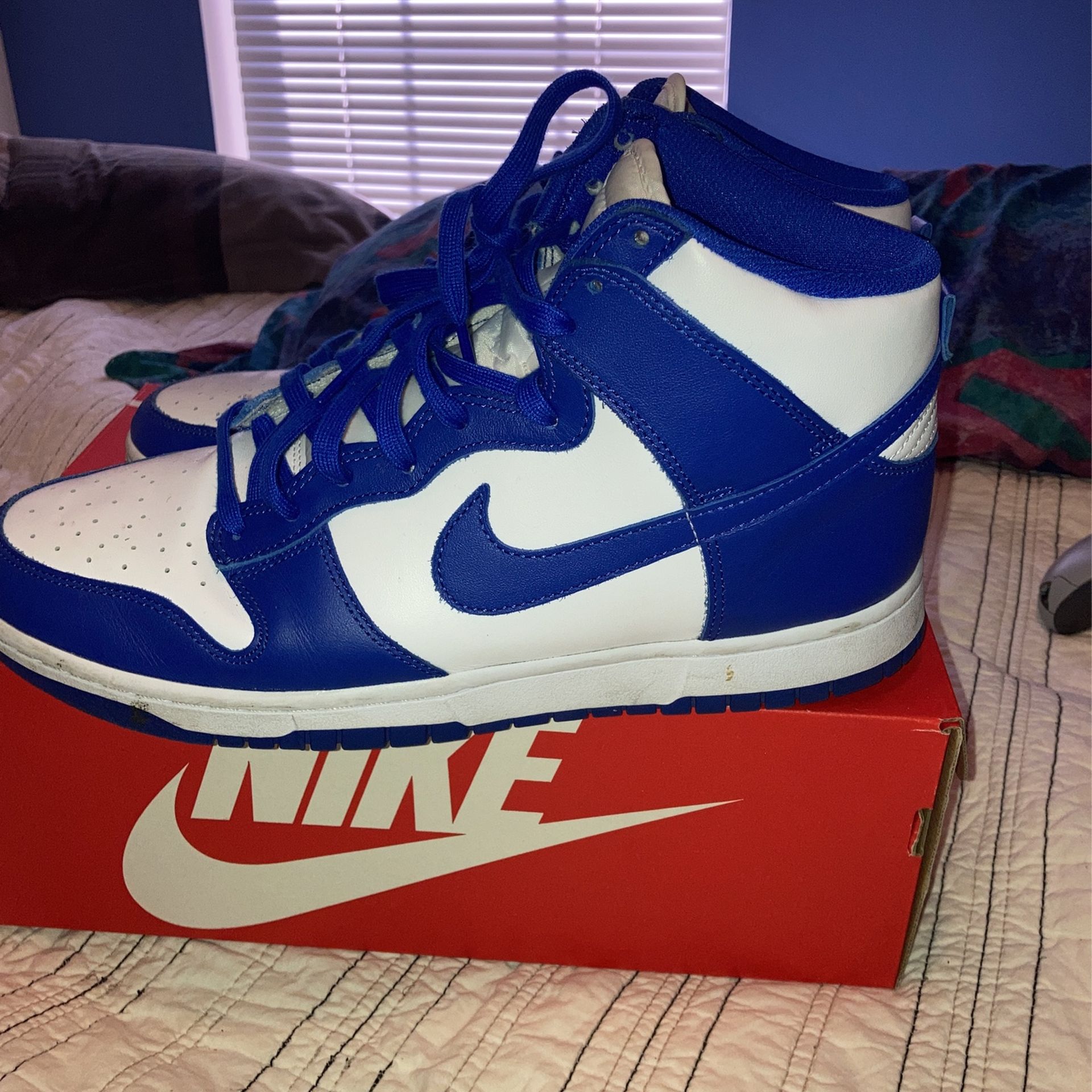 Blue And White Dunks 