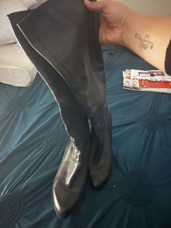 Black Nice Leather Boots
