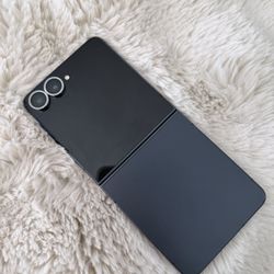 Samsung Galaxy Z Flip 7