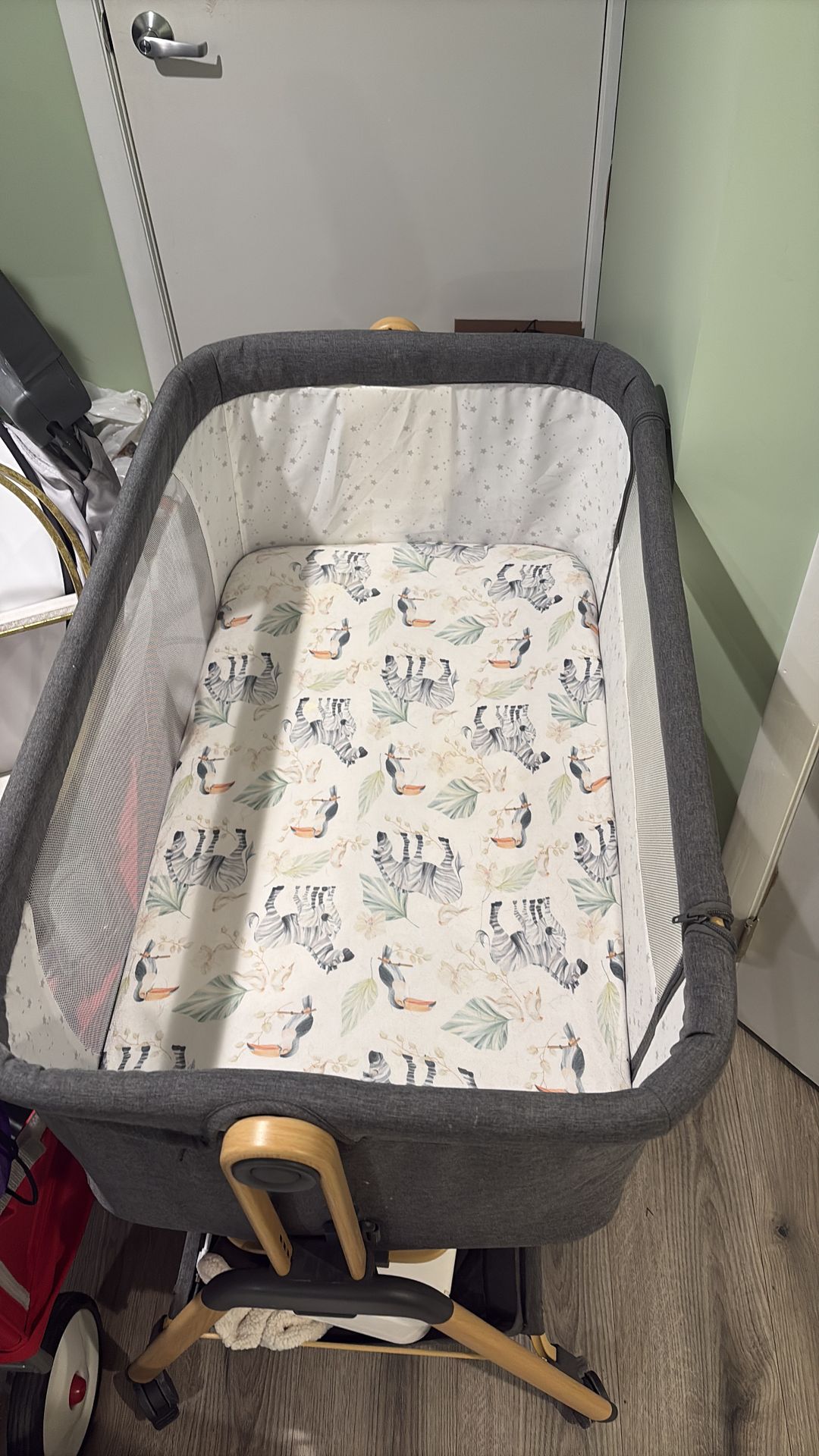 Angelbliss Bedside bassinet