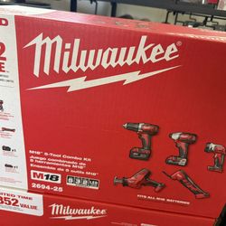 Milwaukee 8pc Tool Set