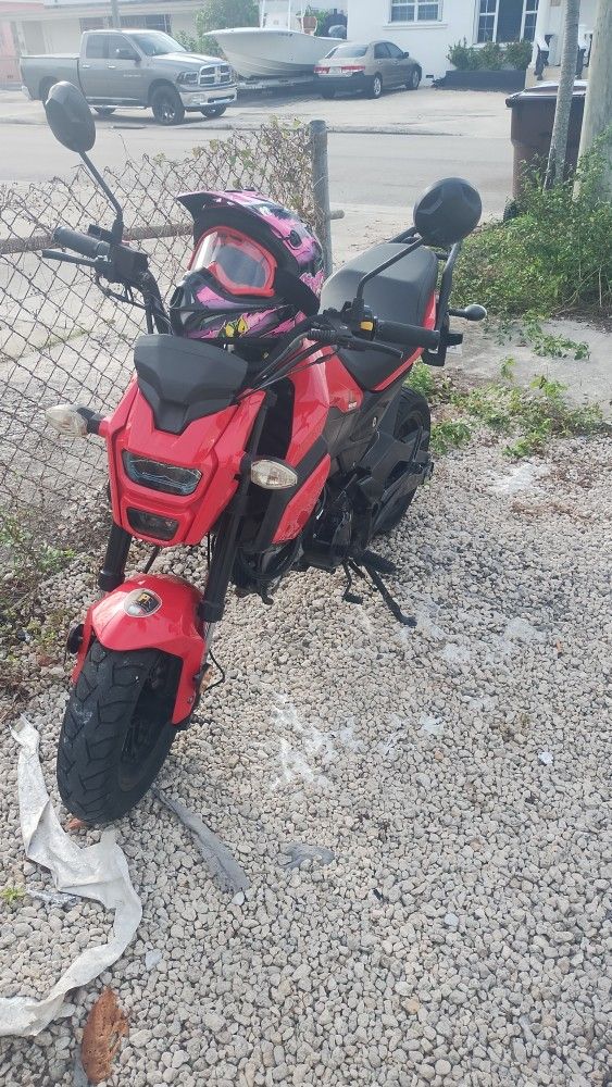250cc Motorbike