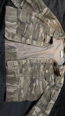 Cropped Camo style jacket