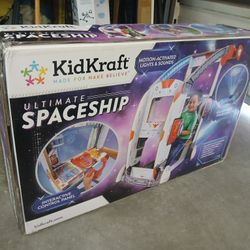 New Kidkraft Spaceship 