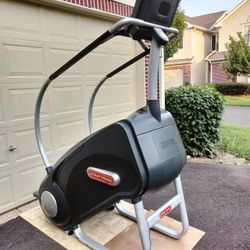Star Trac Stepmill 