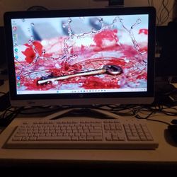 Hp 24 Inch Touchscreen DESKTOP COMPUTER 