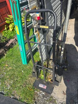 Milwaukee hand truck