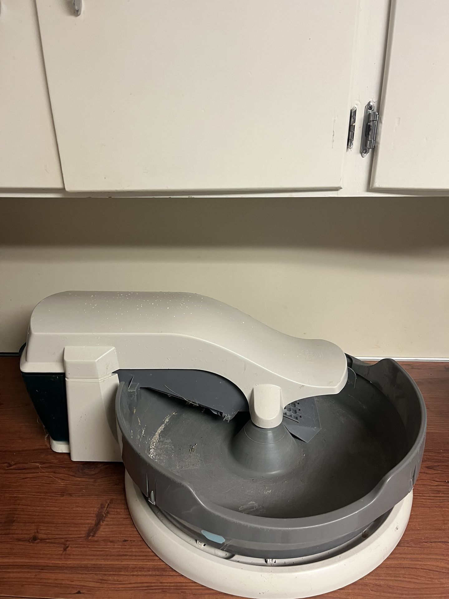 Automatic Cat Litter Box Cleaner