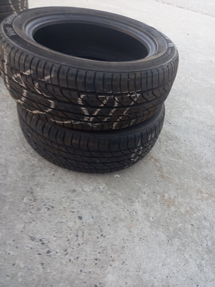 2 VEE RUBBER 205 55 16 TIRES GREAT SHAPE