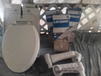 Misc. Toilet Seats & Piping Covers