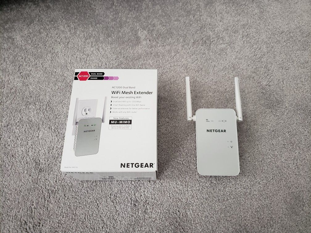 NETGEAR WiFi Mesh Extender