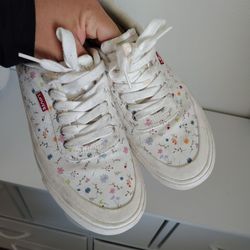 Levi's shoes