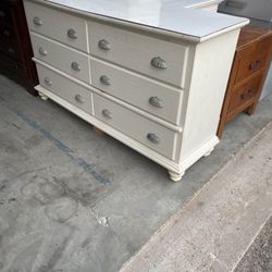 🌹🎁FULL  SIZE BEDROOM SET WHITE COLOR: DRESSER, BED FRAME  🎁🌹