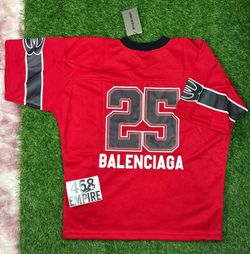 BALENCIAGA