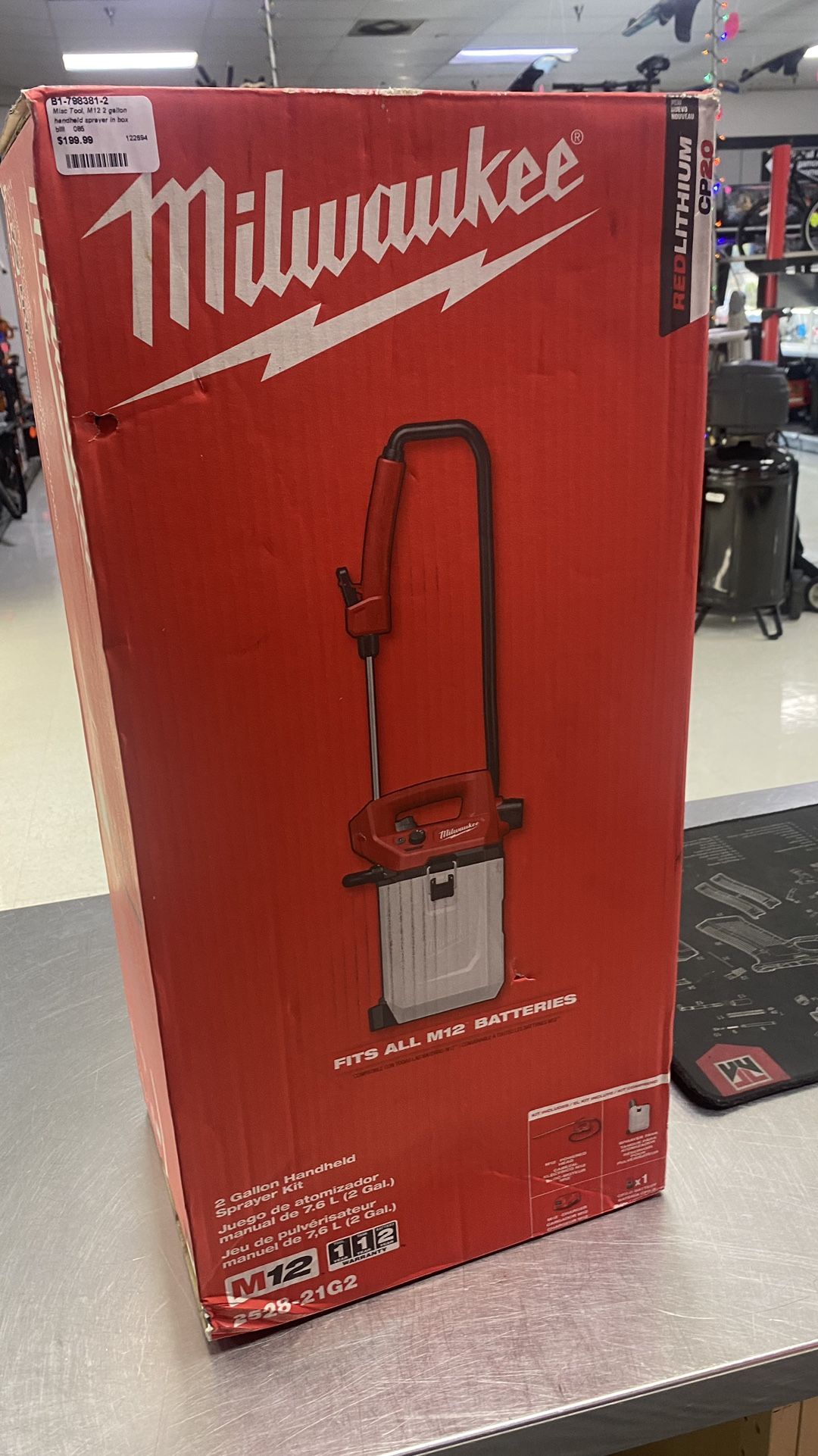 Brand New Milwaukee M12 2 Gallon Handheld Sprayer Kit 