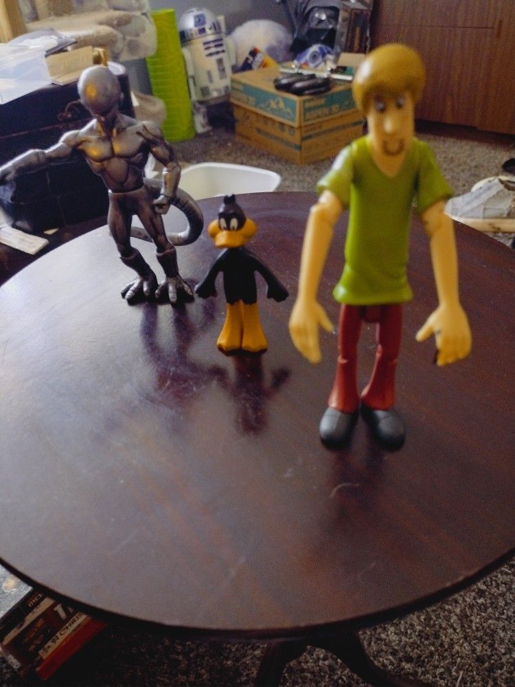 Shaggy, Daffy Duck, Frieza Action Figures