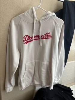 Dreamville medium sweater
