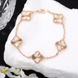 New Van Cleef & Arpels 