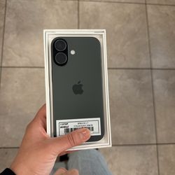 iPHONE 17 UNLOCKED 256GB