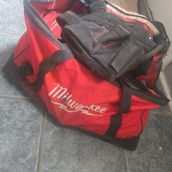 Milwaukee bag with tools