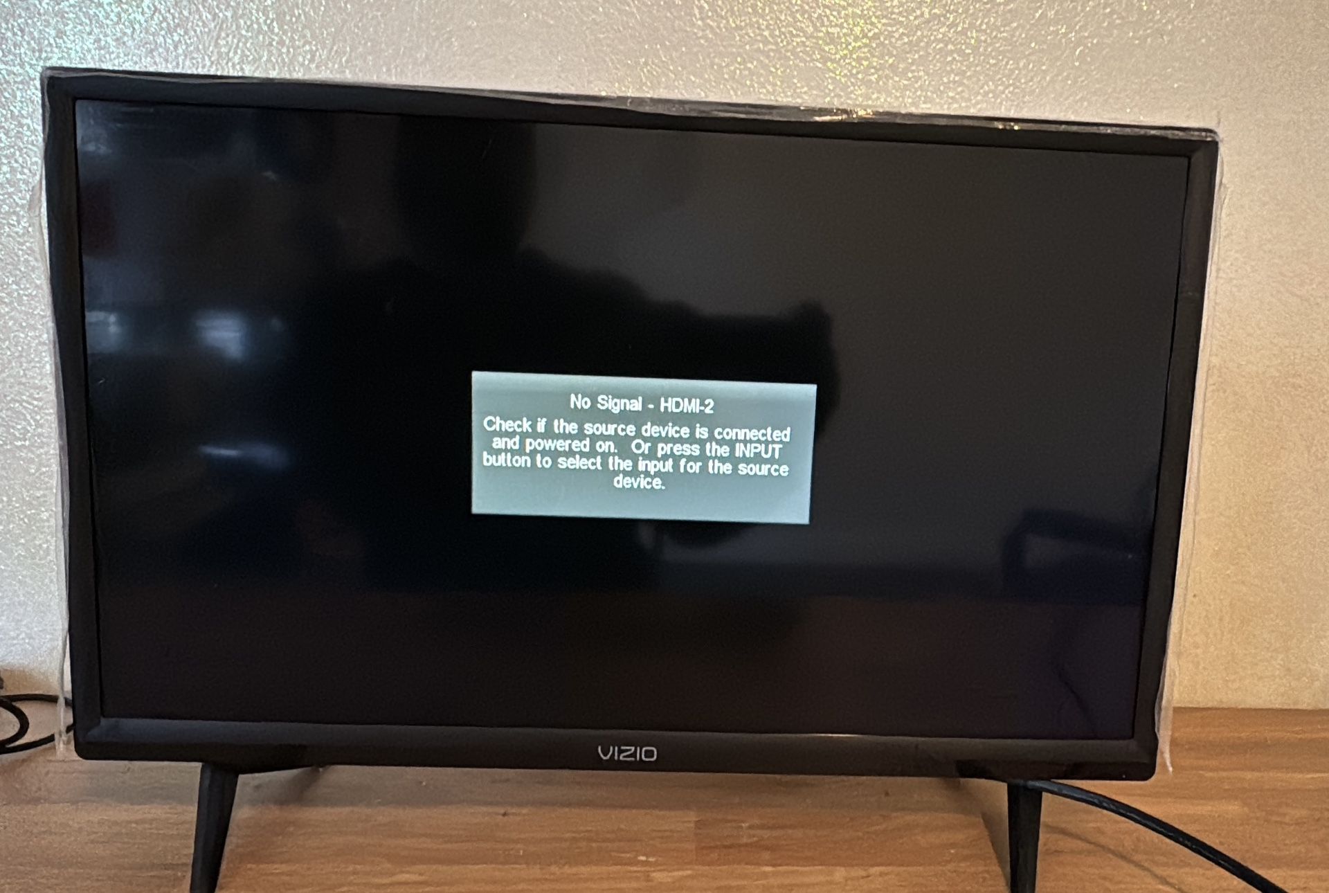 24in Vizio D-Series Smart Led TV D24hn-G9