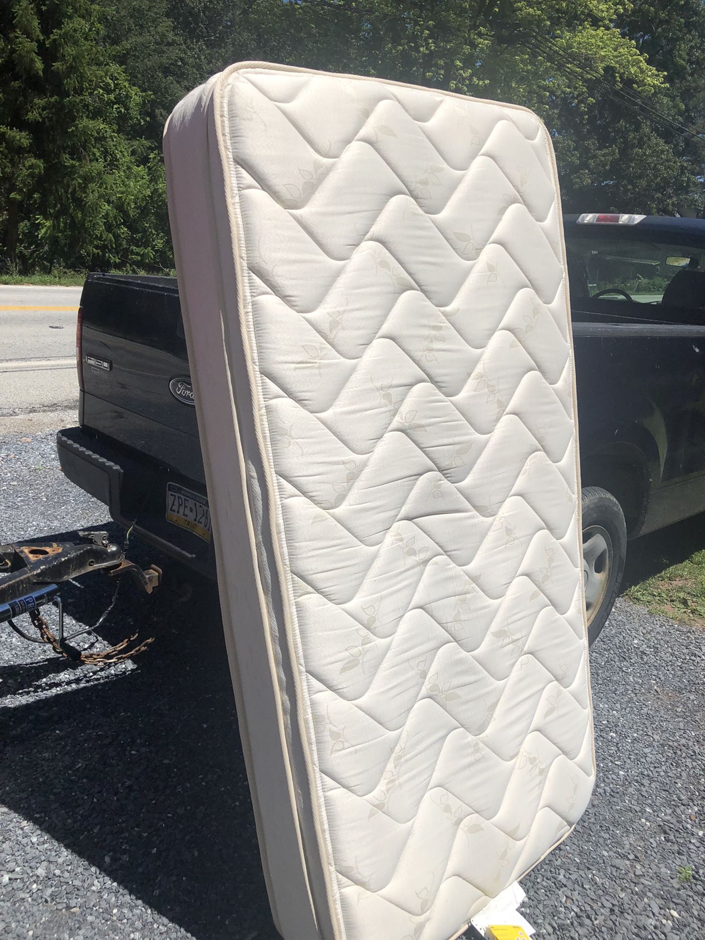 Twin Size Pillow Top Mattress