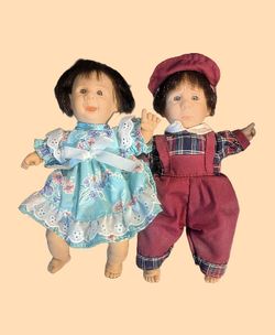 Set Of 2 Gi Go My Pals Dolls