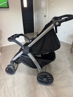 Chicco Bravo 3-in-1 Quick Fold Travel System