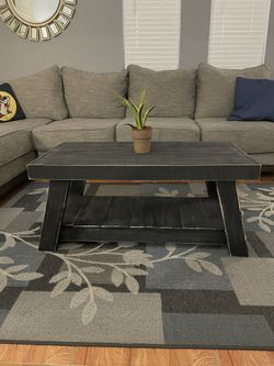 Farmhouse Coffee Table