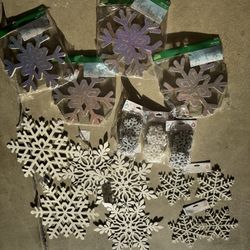 Snowflake Decor ORNAMENTS
