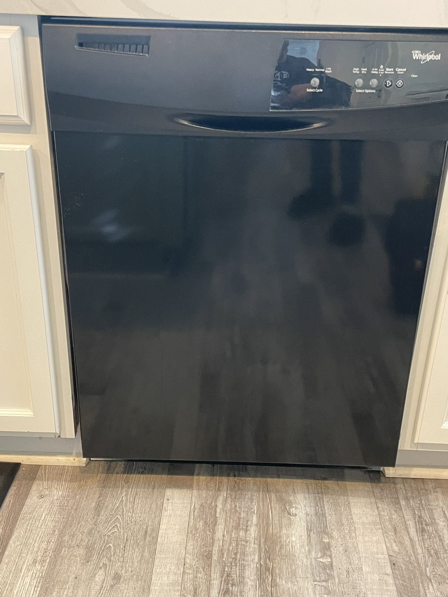 Whirlpool Dishwasher 