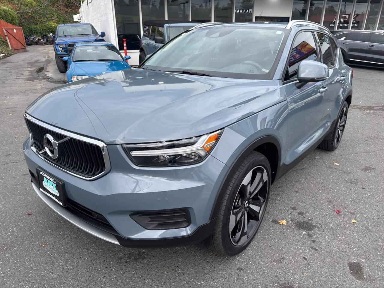 2020 Volvo XC40