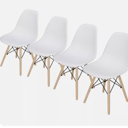 4 Chair White