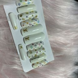 Press On Nails