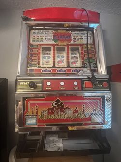 Slot Machine Fully Operational