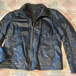 Vintage Hugo Boss Men's Black Leather Biker Zipped Jacket