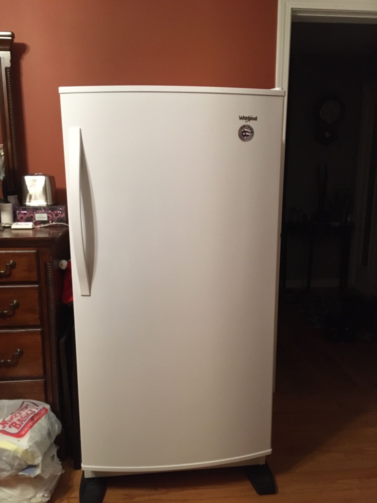 Whirlpool - 15.7 Cu. Ft. Frost-Free Upright Freezer - White