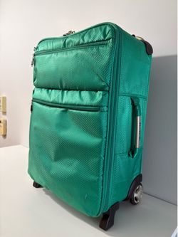 Suitcase lightweight 22” carry on suitcase