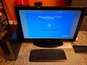 Dell Windows 10 Pro Computer | Intel Core i5 | 16GB RAM | Huge Samsung 32" Monitor | Keyboard/Webcam