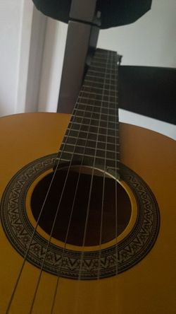 Guitar good condition everything good