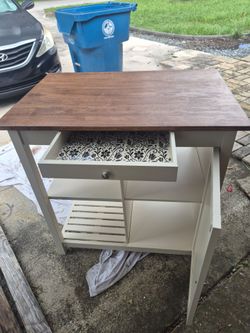 Kitchen island
