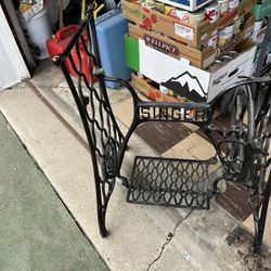 Vintage Iron  “singer” Sewing Machine Bottom