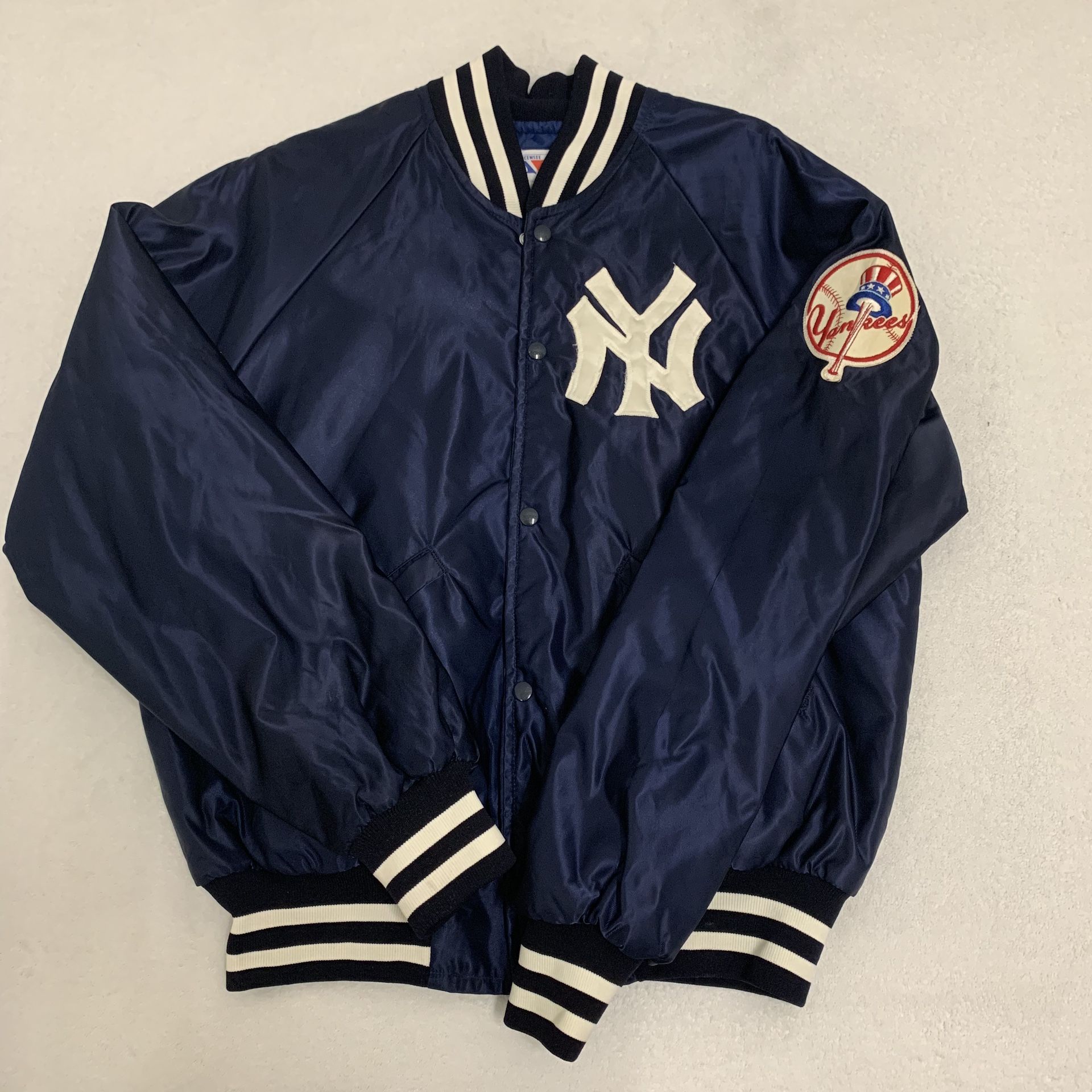 VINTAGE STARTER NEW YORK YANKEES JACKET for Sale in Los Angeles, CA ...