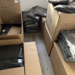 ‼️🏆ESSENTIAL HOODIES🏆‼️